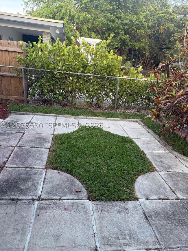 Photo - 951 SW 29th St