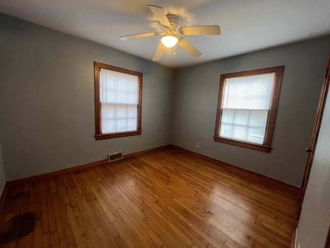 Photo - Updated 3 Bedroom Home across from MSU
