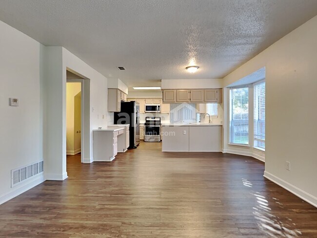 Photo - 5412 Big Bend Dr