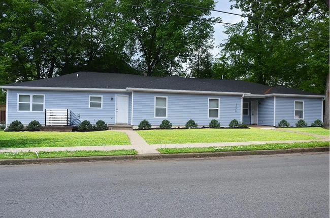 Building Photo - 1420 Union Ave Unit #1