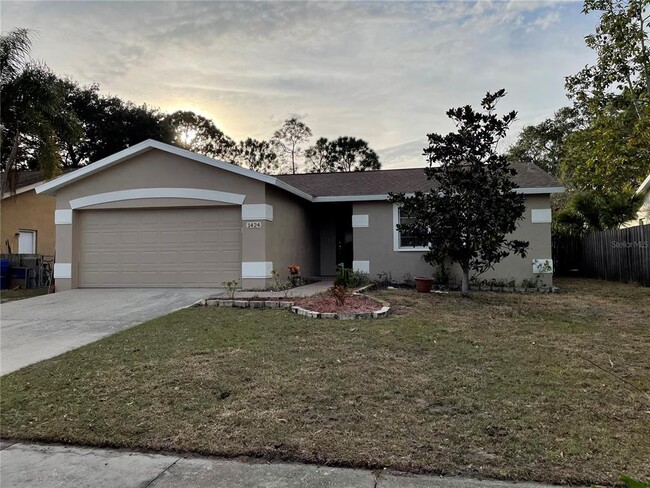 Building Photo - 1424 Chesterfield Dr