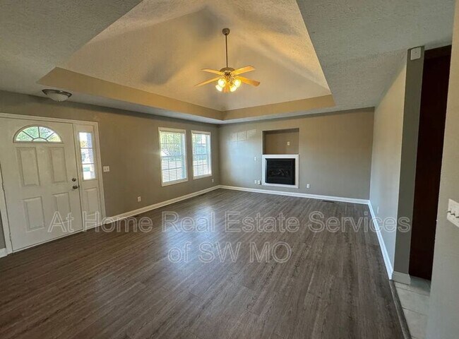 Photo - 1132 S Ventura Ave