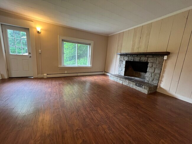 180 Amherst Rd