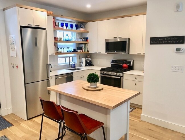 Photo - 227 Concord Ave