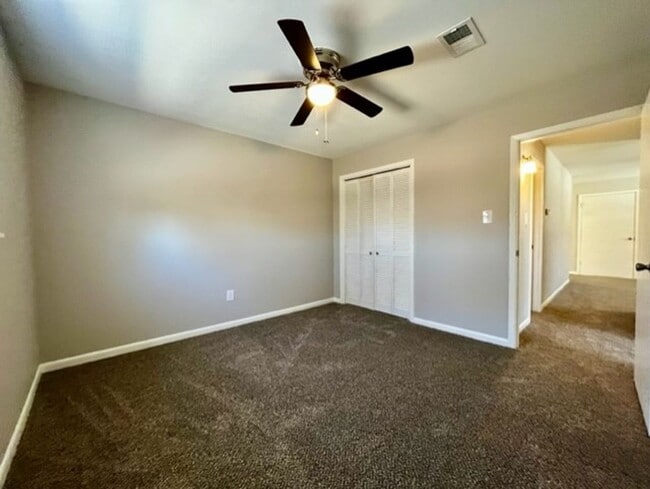 Photo - 711 Melody Ln Unidad B1
