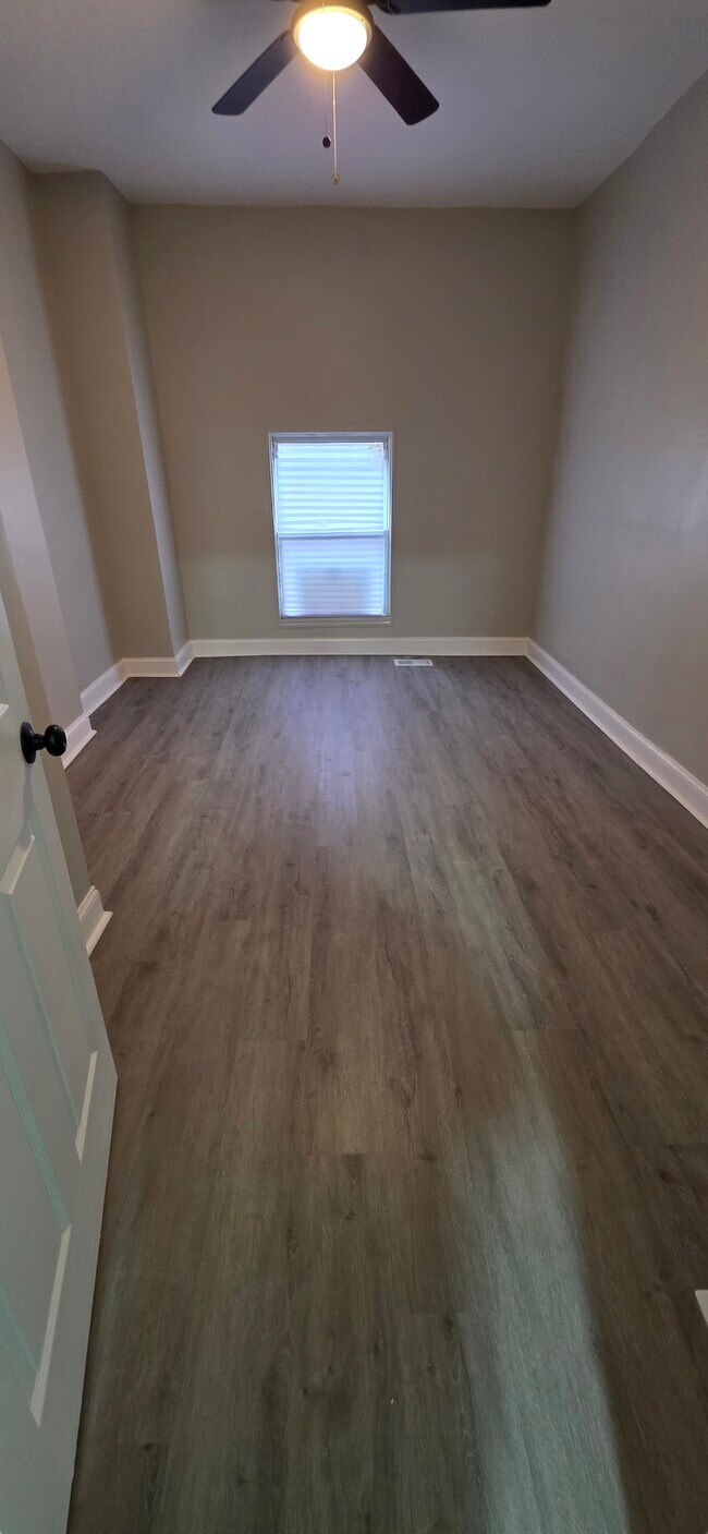 Photo - 2125 E Oliver St