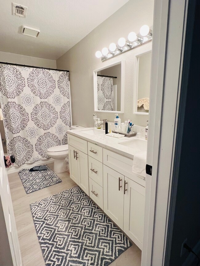 Photo - 14041 McClure Ave Townhome