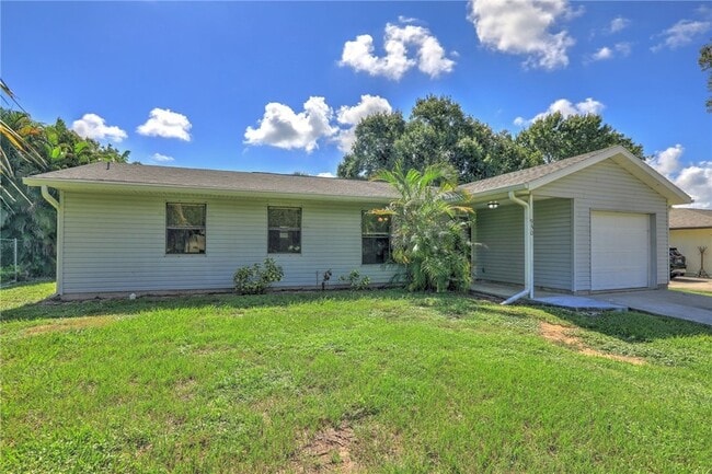 Building Photo - 950 Landsdowne Dr Rental