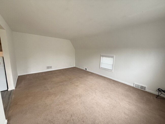 Photo - 5680 Trailer Park Dr Unidad Apt. #3