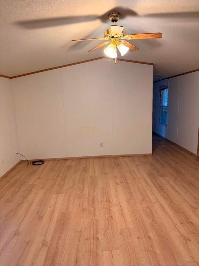 Photo - 642 Hidden Oaks Dr