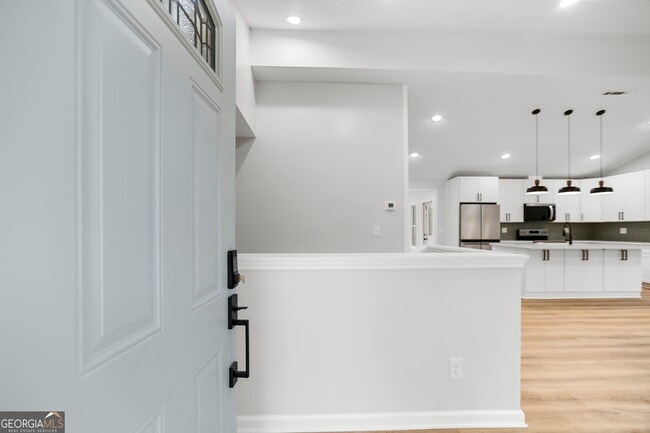 Photo - 335 Harris Rd