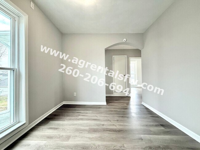 Photo - 615 S Jefferson St Unit 617 S Jefferson St