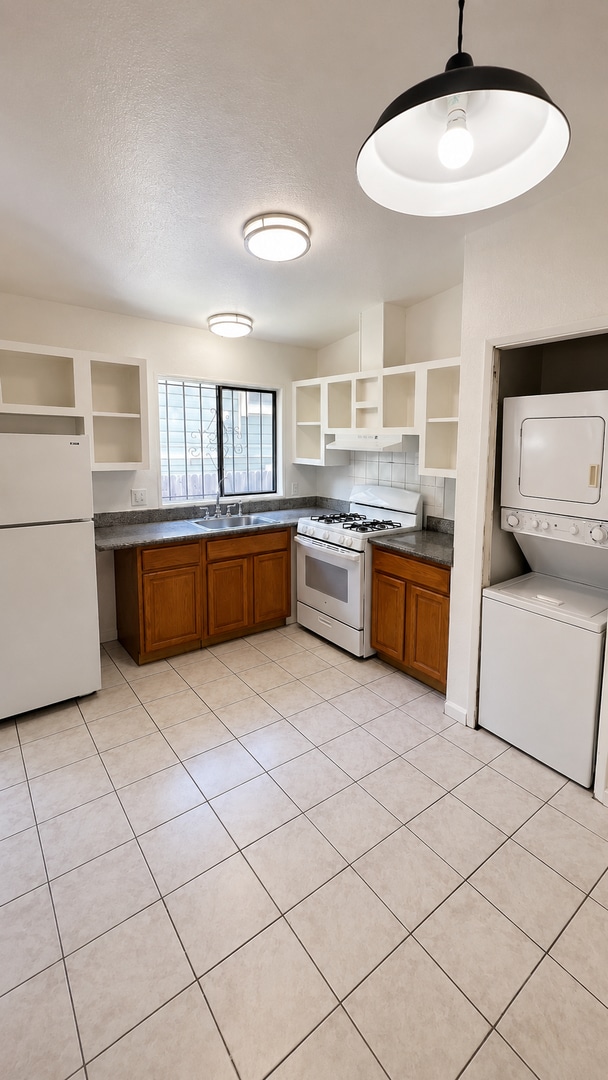 Photo - 716 Sycamore St Unit 716 Sycamore St Left