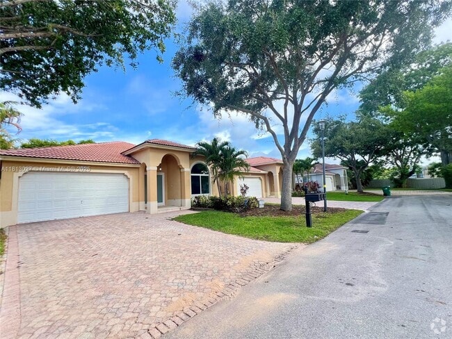 Building Photo - 16020 SW 91st Ct Rental