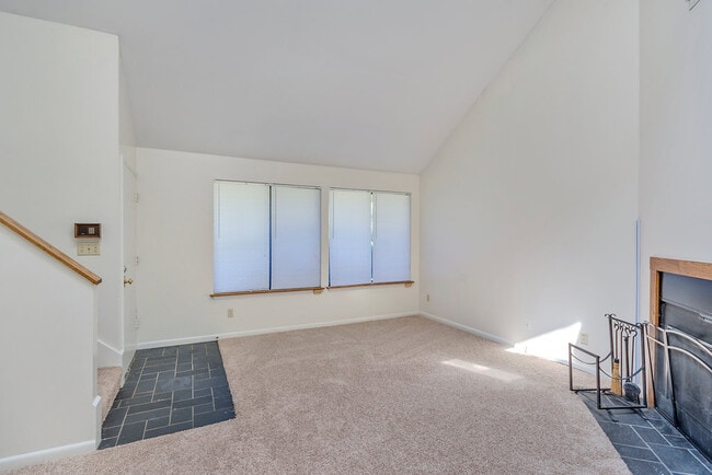 Photo - 1543 Birnam Dr