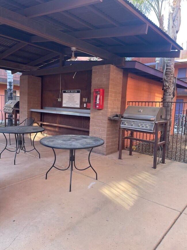 55 N Cherry Ave