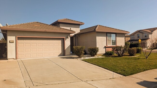 Photo - Perfect Single Story Home in Sacramento!