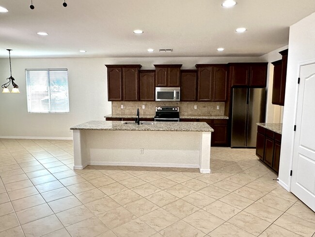 Photo - Fantastic Goodyear Home in Sedella