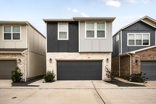 Photo - 9810 Falling Fern Ln