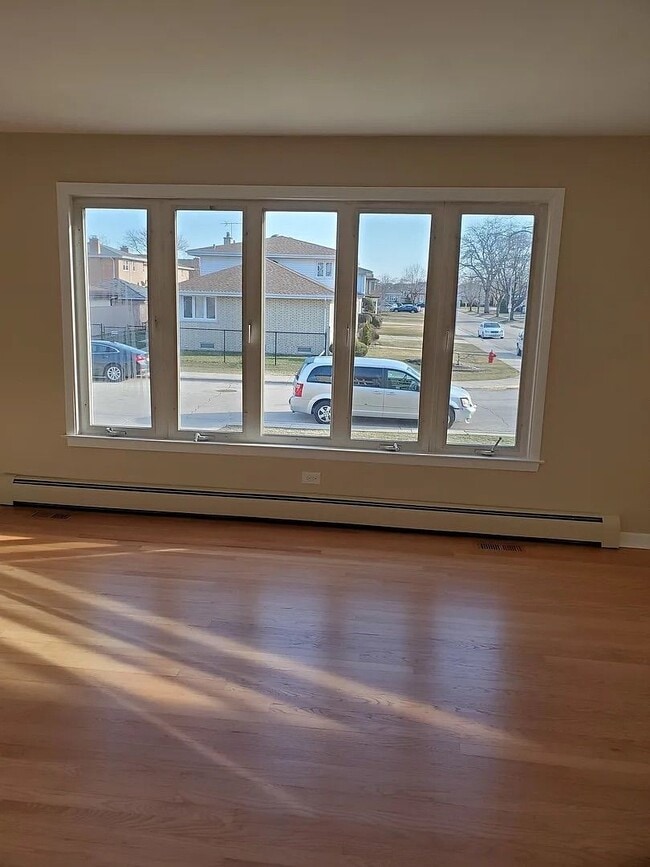 Photo - 8604 W Carmen Ave Unit Apt #1