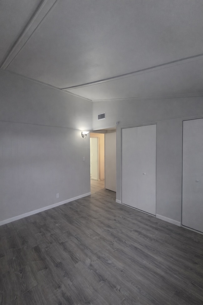 Photo - 6003 Burns St Unit 4