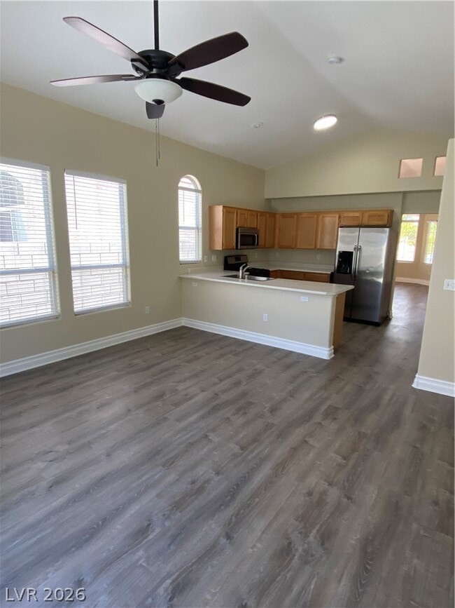 Photo - 824 Sparkle Ray Ave