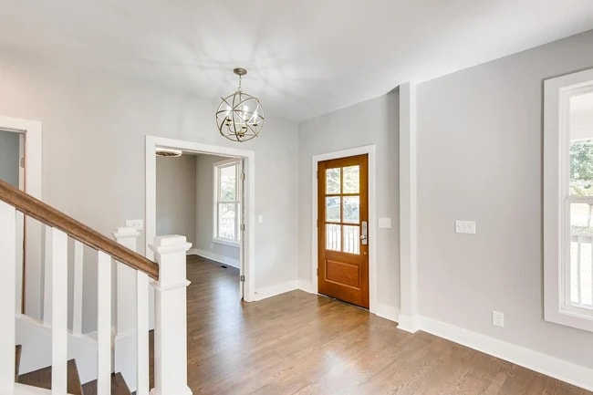 Photo - 1110 Chester Ave