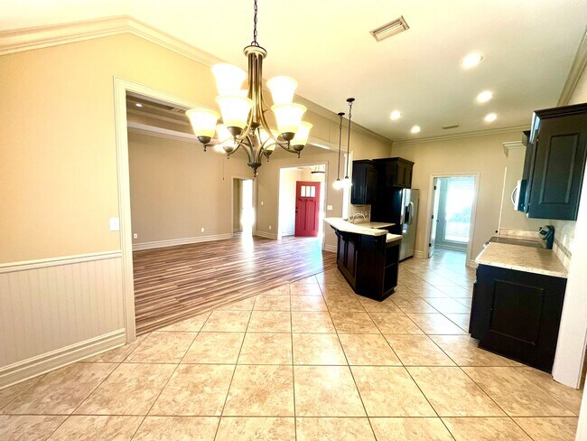 Photo - 5171 Abbott Cir