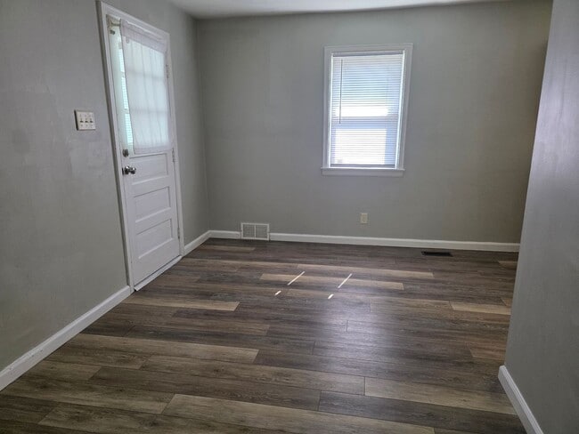 Photo - 2721 Milburn Blvd