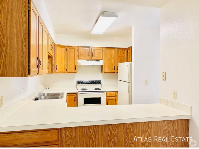 Building Photo - 2172 35th Ave Ct Unit 4 Rental