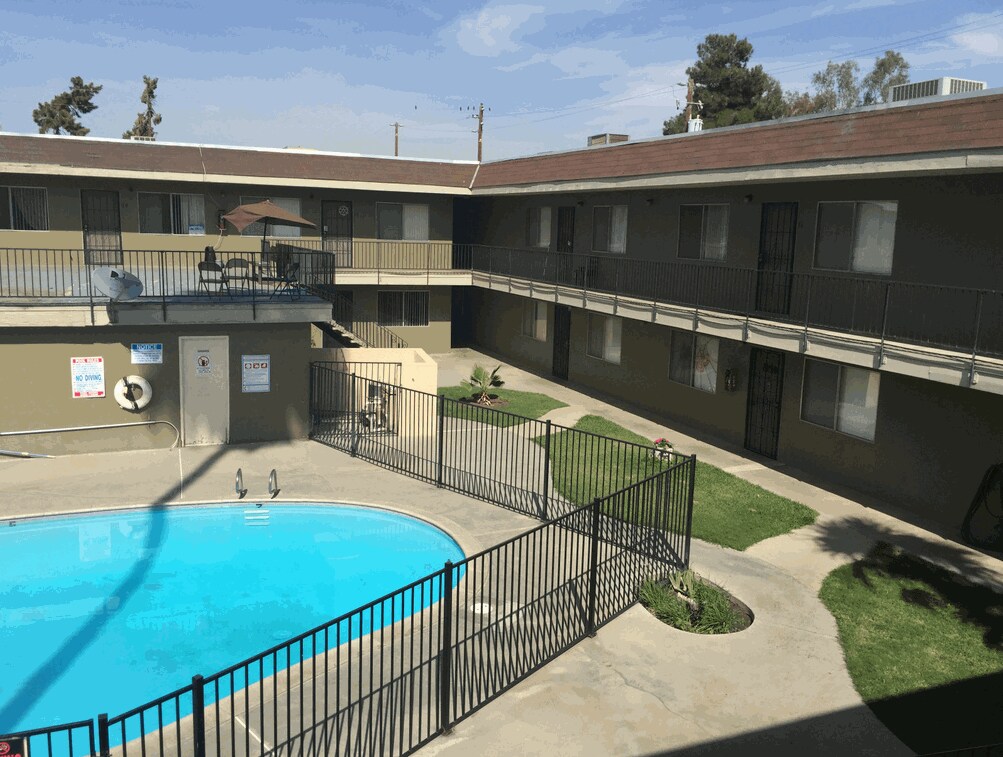 Photo - Sierra View Apartments