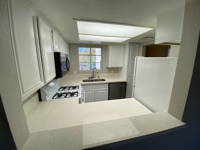 Photo - Desert Falls Unidad 205