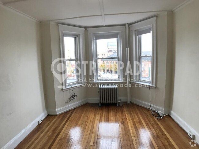 Building Photo - bedroom in Boston MA 02215 Rental