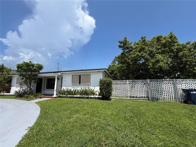 Building Photo - 4175 SW 87th Ave