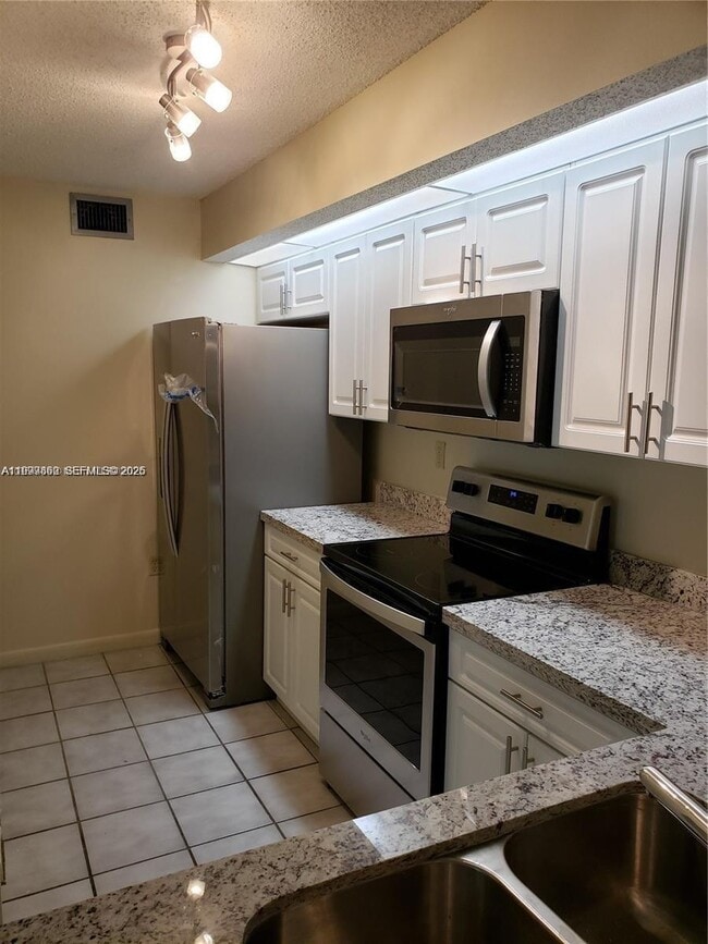 Photo - 8590 SW 212th St Unit 203