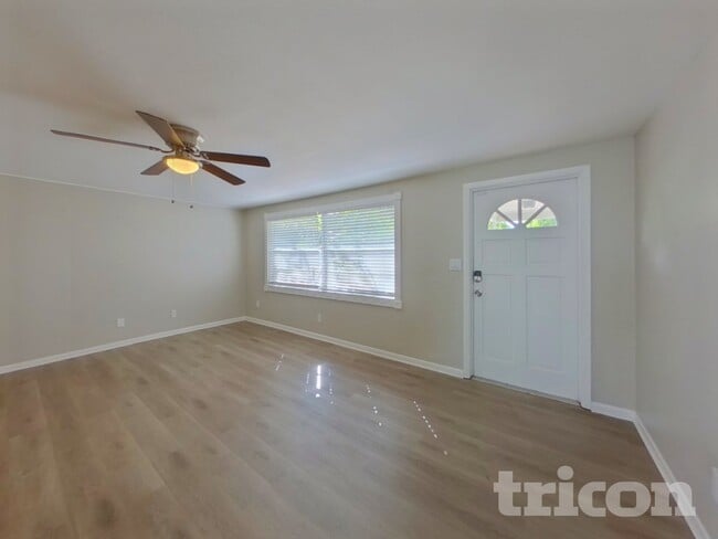 Photo - 8589 Lantana Dr