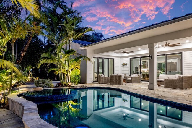 Photo - 940 Greenbriar Dr