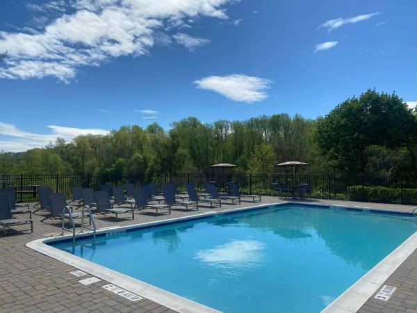 Building Photo - Orchard Hills Landings