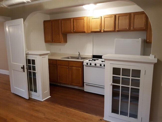 Photo - Emerson Apartments