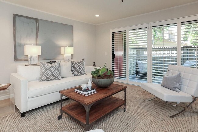 Photo - Beautiful and very Spacious 1BR 1BA Condo in Mountain View