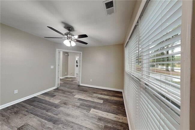 Photo - 6072 Devonshire Dr