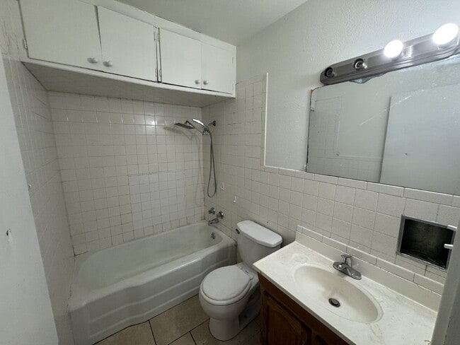 Photo - Lovely 3-Bedroom Duplex in Lubbock!