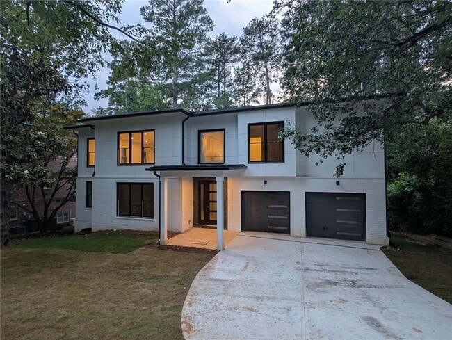 Photo - 3196 Towerview Dr NE