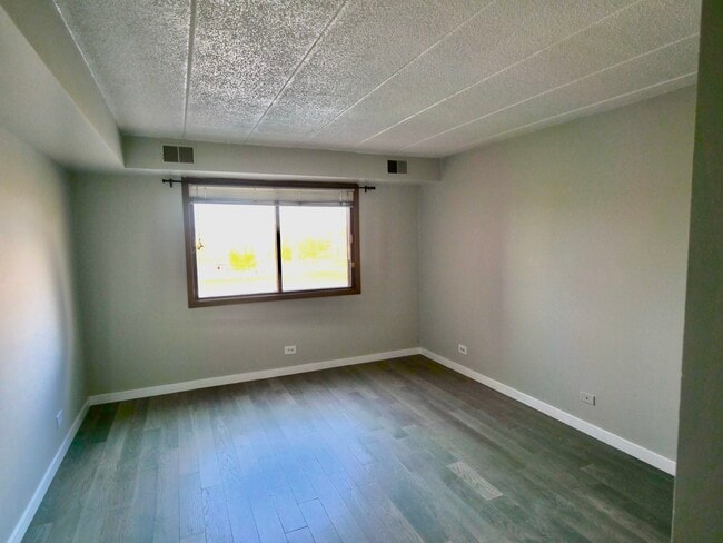 Photo - 5411 W Lawrence Ave Unit 2A