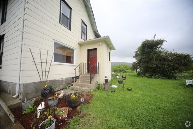 Building Photo - 1640 NY-7 Rental