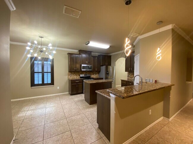 Photo - 413 Windmill Palm Dr