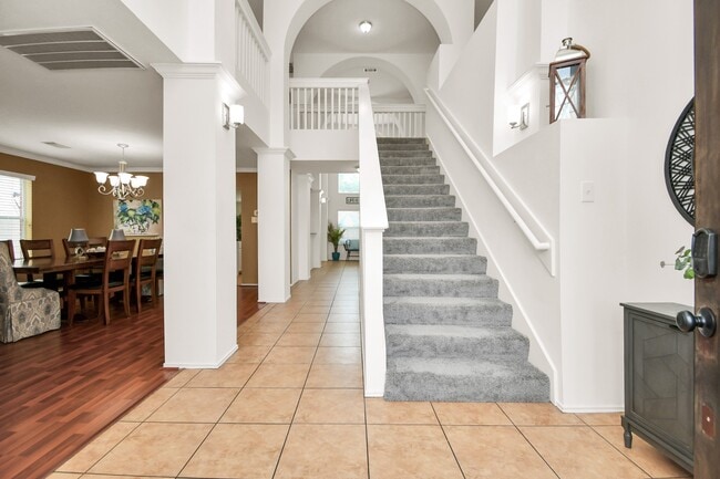 Photo - 4827 Lazy Timbers Dr