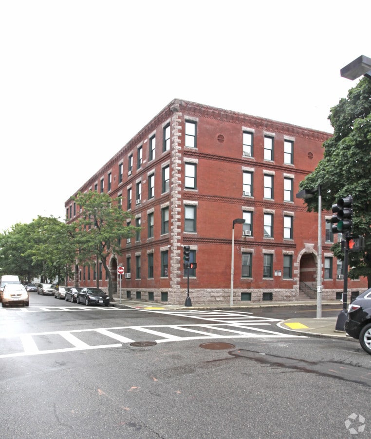 Photo - Ruggles Shawmut