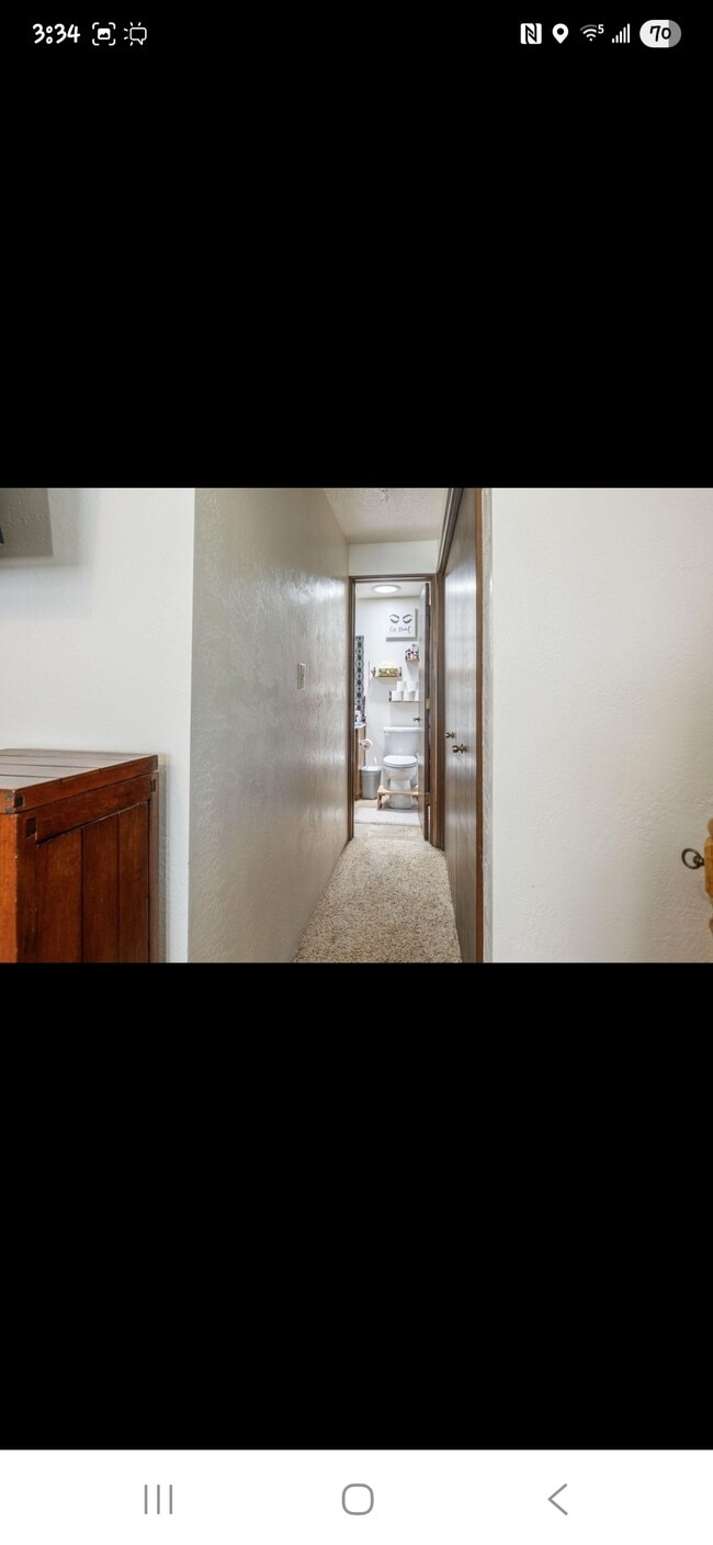 Building Photo - 410 Willamette Ave Rental