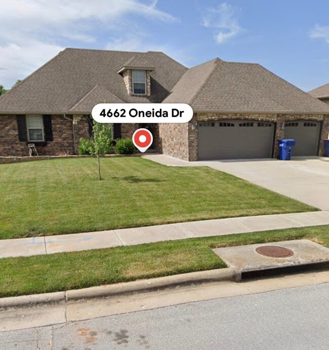 4662 Oneida Dr